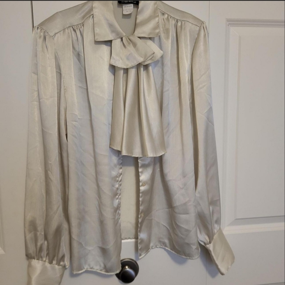 Women's vintage 90s satin button-up blouse